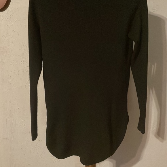 Medium Cyrus black long sleeve cowl neck knit sweater - Picture 10 of 16